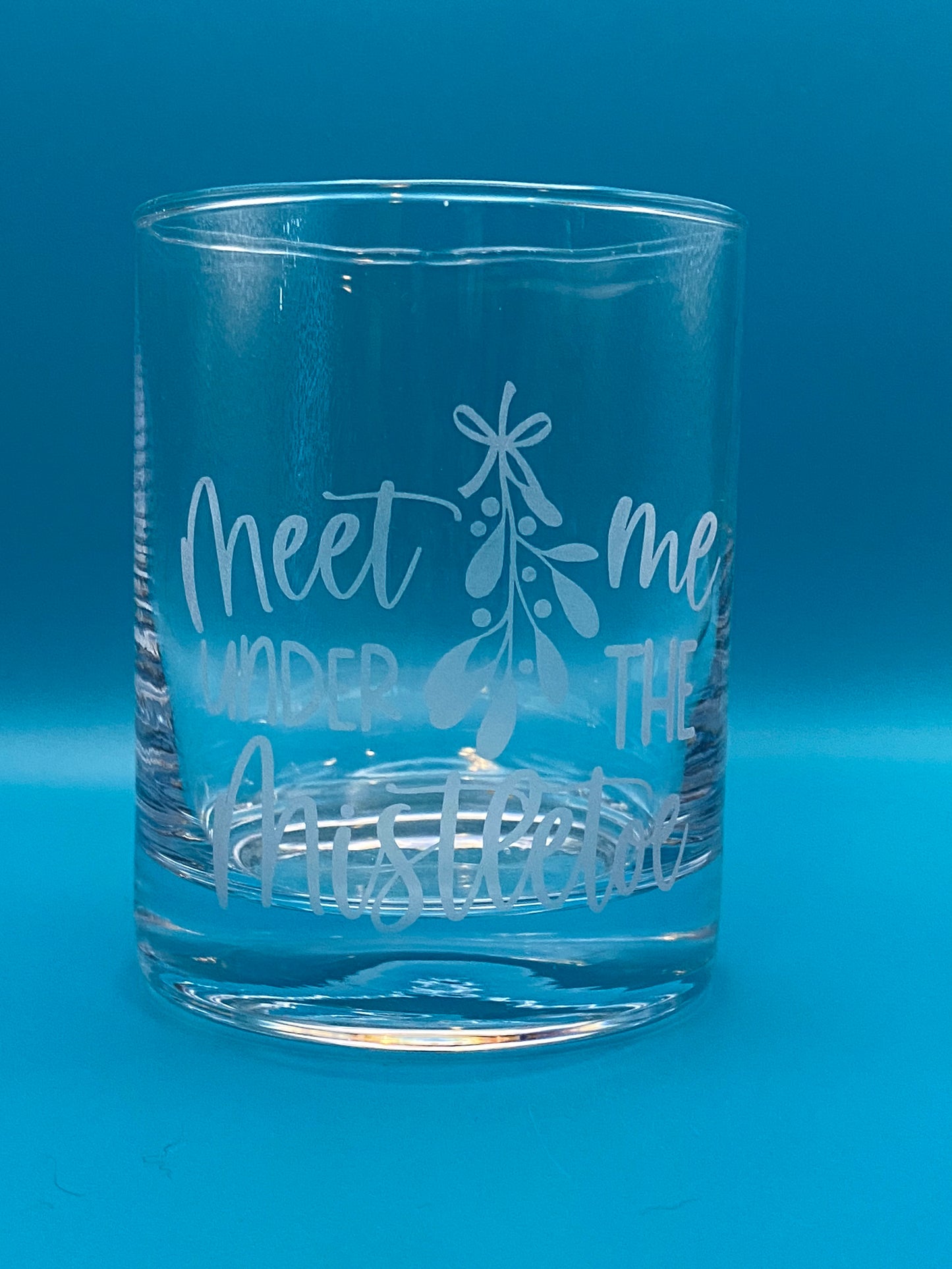 Meet Me Under the Mistletoe
