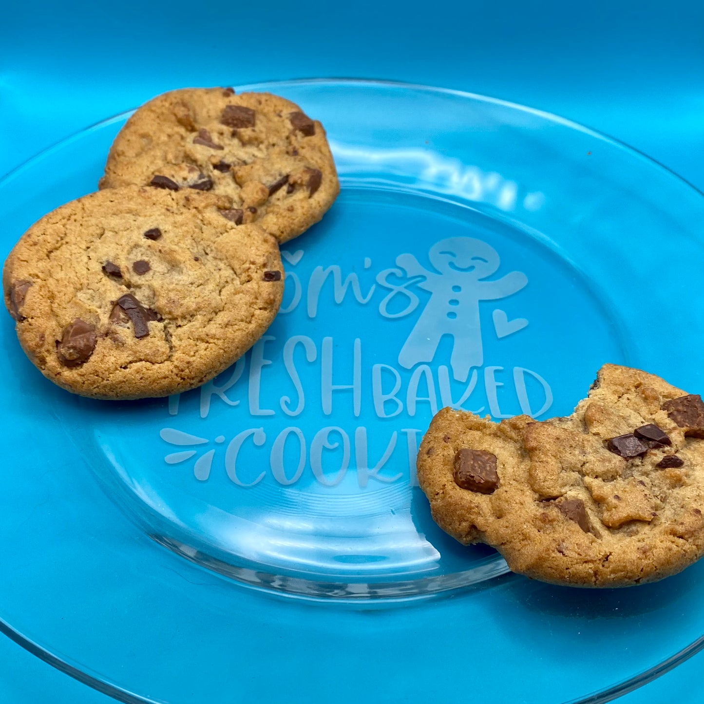 Holiday Plate, 10.5" - Mom's Fresh Baked Cookies