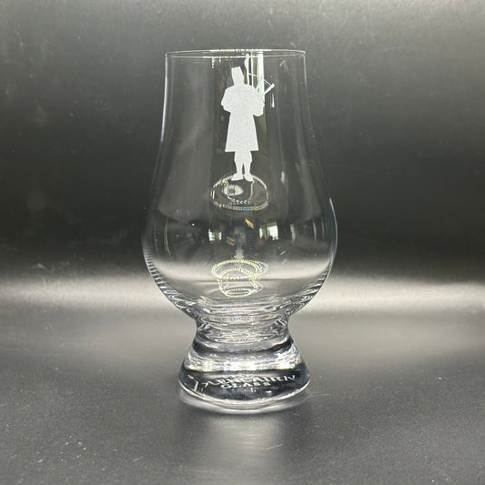 Front Facing Piper Glencairn